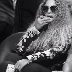 Meet your Posher, Melanie